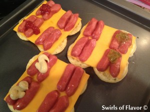Hot Dog Sliders how-to with condiments