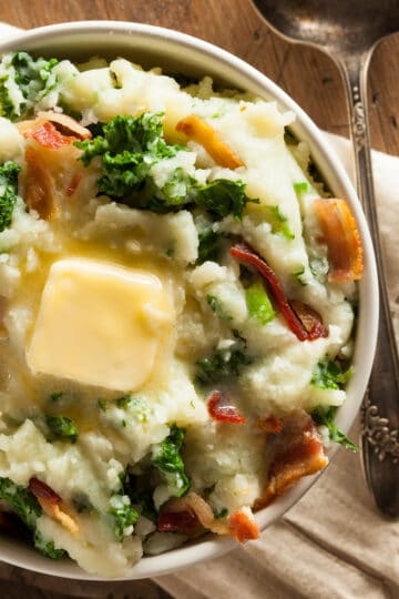 Colcannon Potatoes with Kale and Leeks - Swirls of Flavor