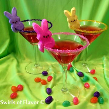 Bunny Peep-tinis are flavored with vanilla and strawberry offering the perfect flavor combination for spring and Easter holiday celebrations! vodka | vanilla vodka | cocktail | drinks | Easter | easy | recipe