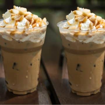 two glasses of kahlua milkshakes