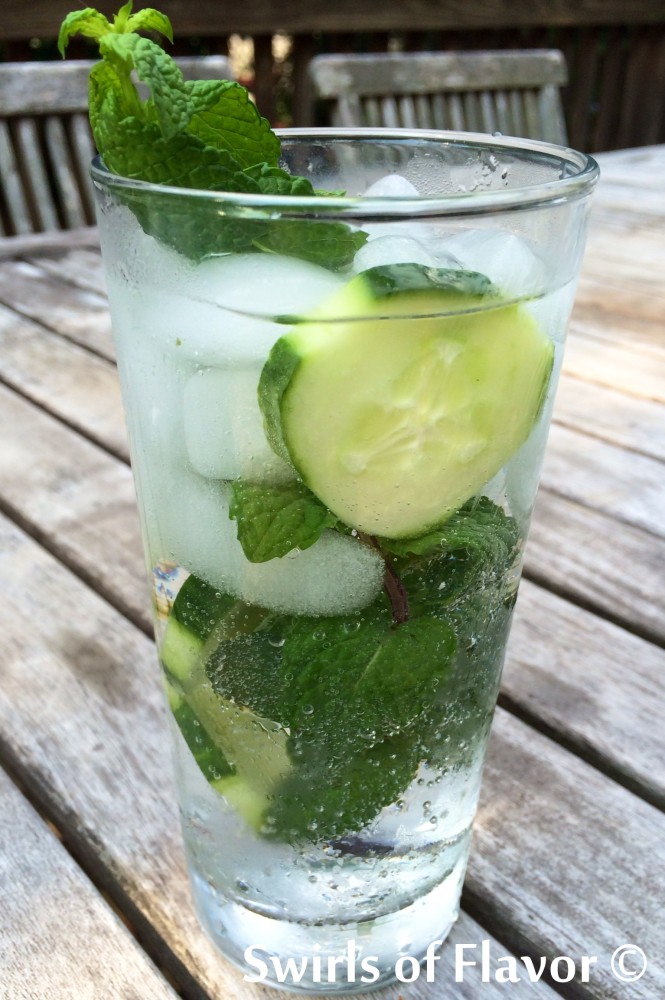 The clean taste of cucumber partnered with the burst of cool flavor from fresh mint and a splash of vodka in this Cucumber Mint Vodka Refresher will certainly cool you off! Perfect for Happy Hour on a warm summer evening or beach or poolside! vodka | cocktail | drink | summer | cucumber | mint | happy hour | easy recipe | #swirlsofflavor