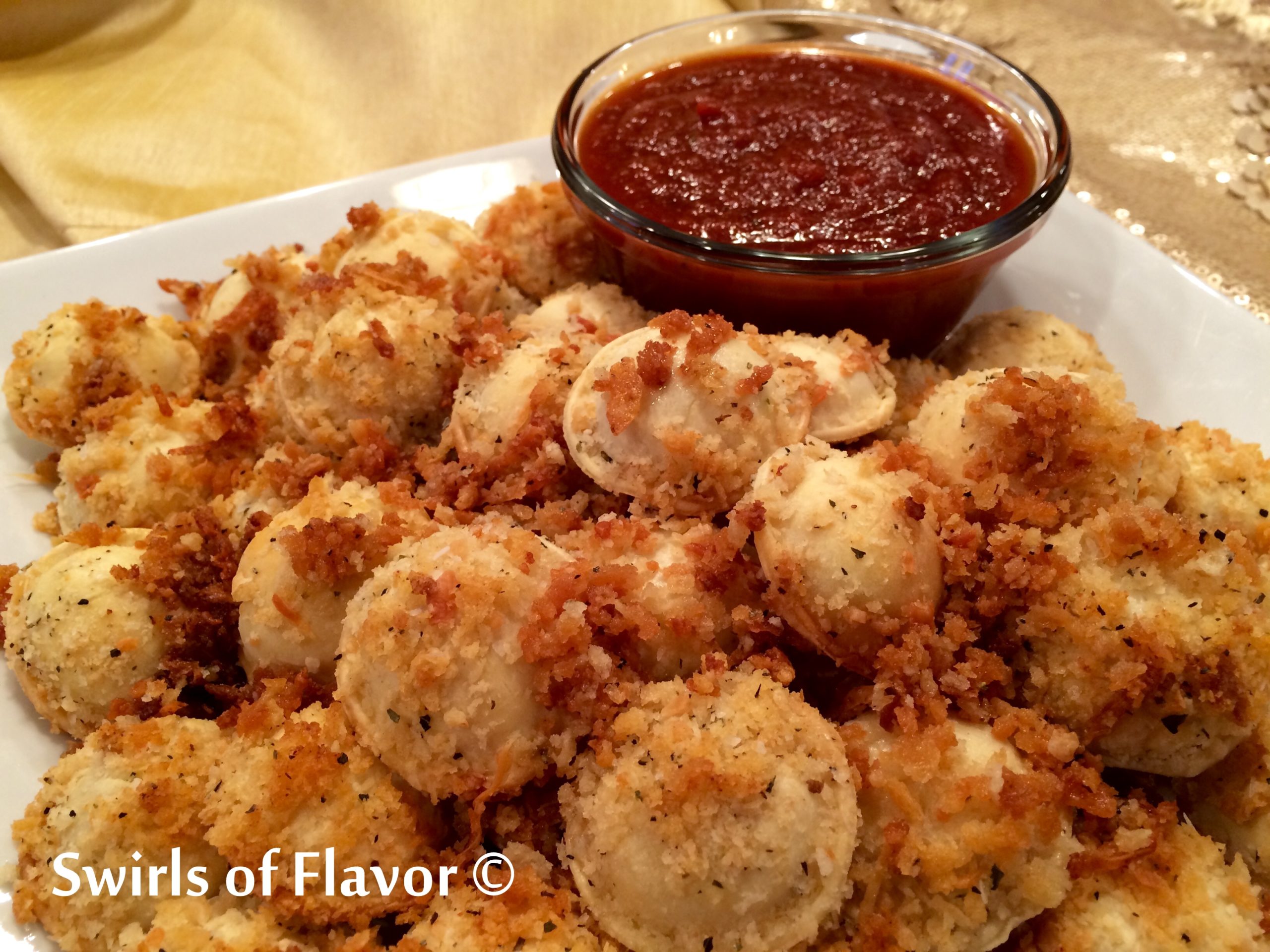 Oven-Baked Ravioli Bites With Balsamic Dipping Sauce 