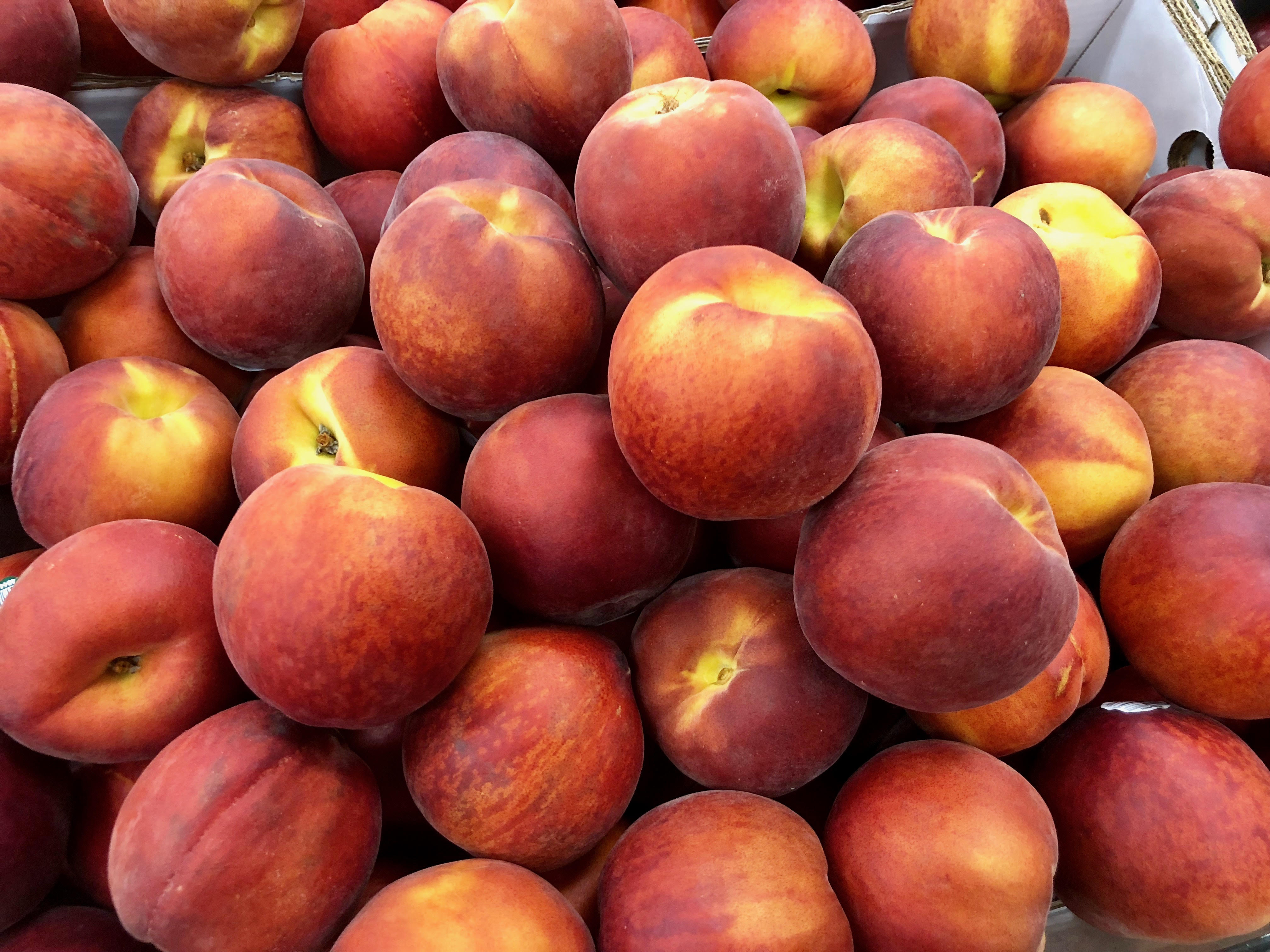 Peaches piled up