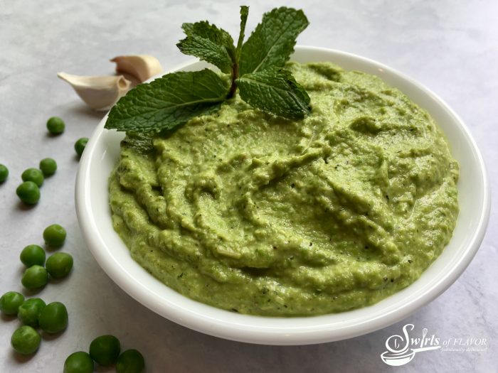 The delicate hint of mint in Fresh Mint Spring Pea Pesto is a welcome addition to this twist on pesto and a reminder of a season of new beginnings! pesto | spring pea | mint | fresh mint | pesto | Meatless monday | dinner | pasta