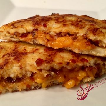 Cauliflower Grilled Cheese With Fig Jam & Cheddar starts with cauliflower bread and is brimming with melty cheddar cheese and warm sweet fig jam. cauliflower bread | low carb | brunch | lunch | sandwich | Mealess Monday | vegetarian