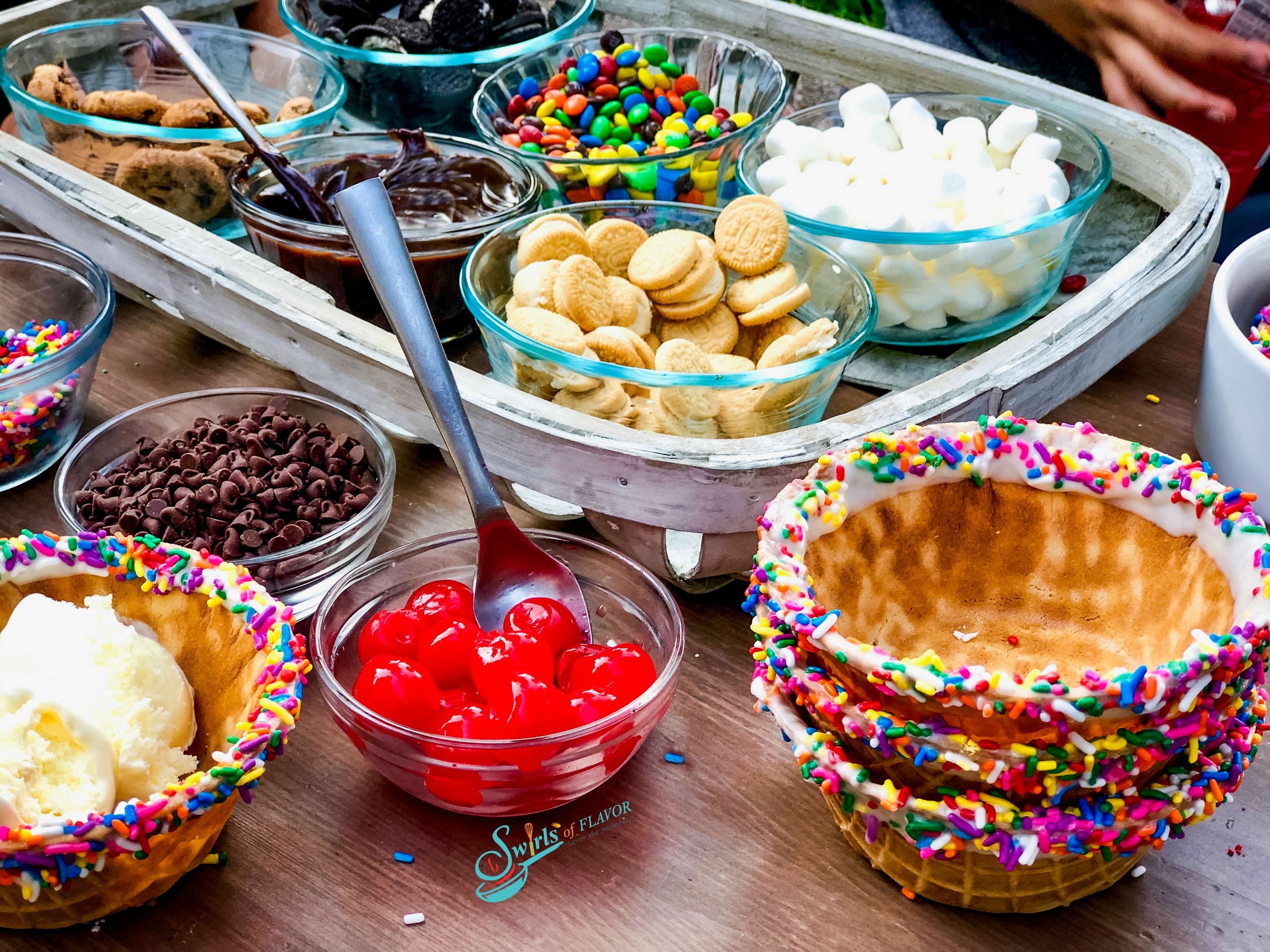 1 Personilized Ice Cream Bowl With Matching Spoon for kids Party, Icecream  Night