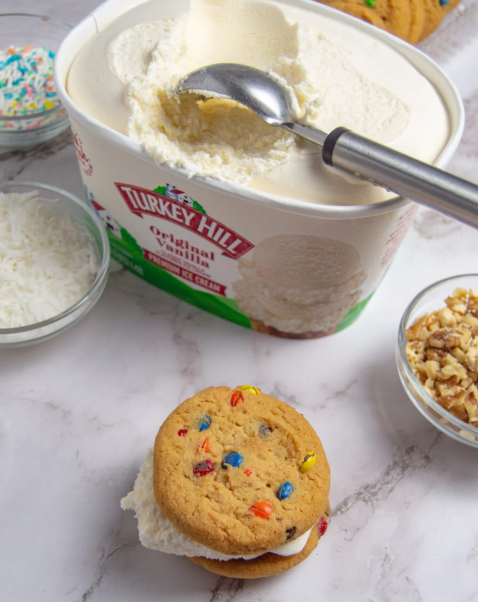 making an ice cream sandwich with cookies