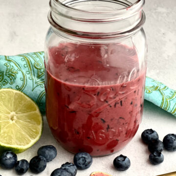 blueberry vinaigrette in mason jar