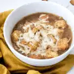 french onion soup with croutons and cheese