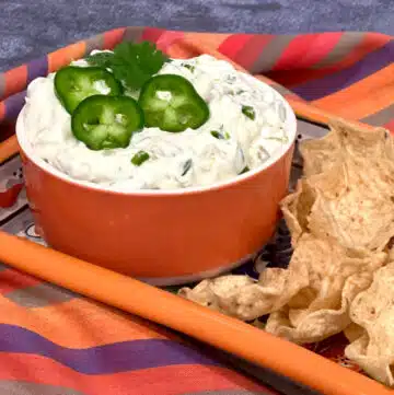 jalapeno cream cheese dip with chips