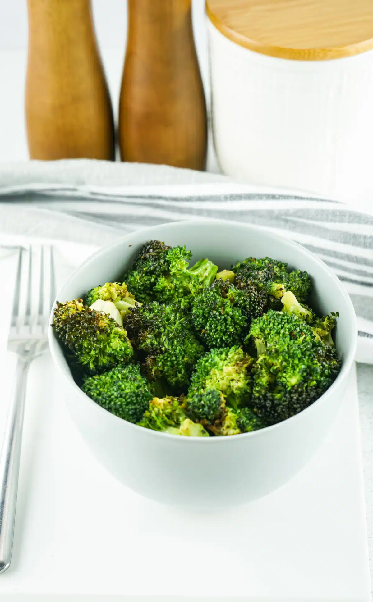 broccoli florets in bowl
