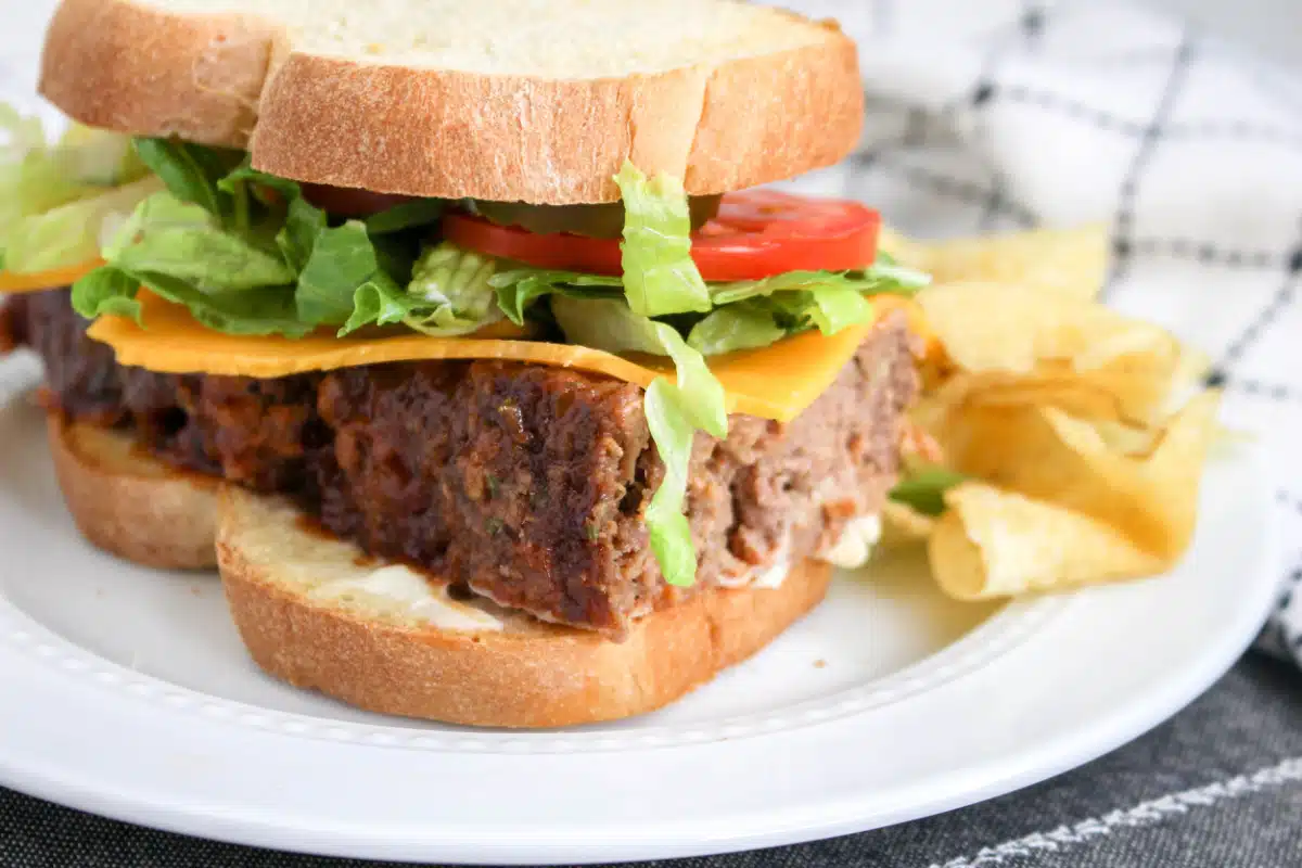 meatloaf sandwich with potato chips