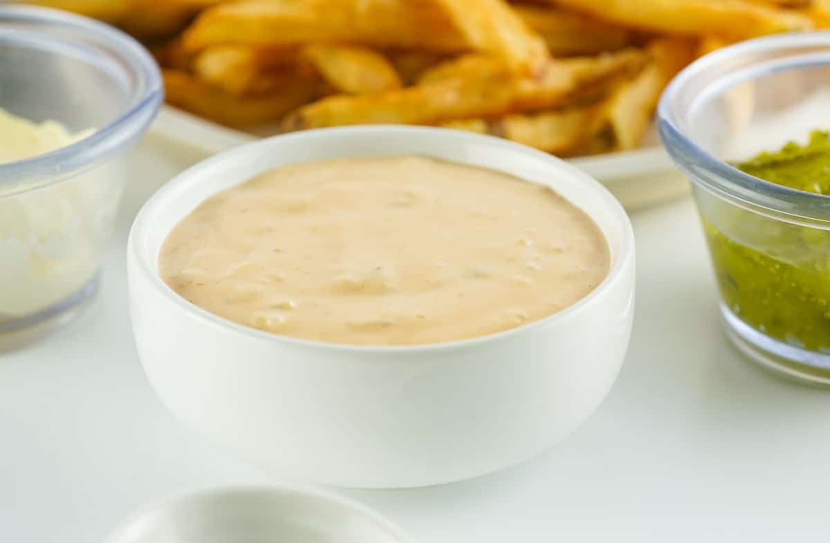 copycat in n out sauce in a white bowl