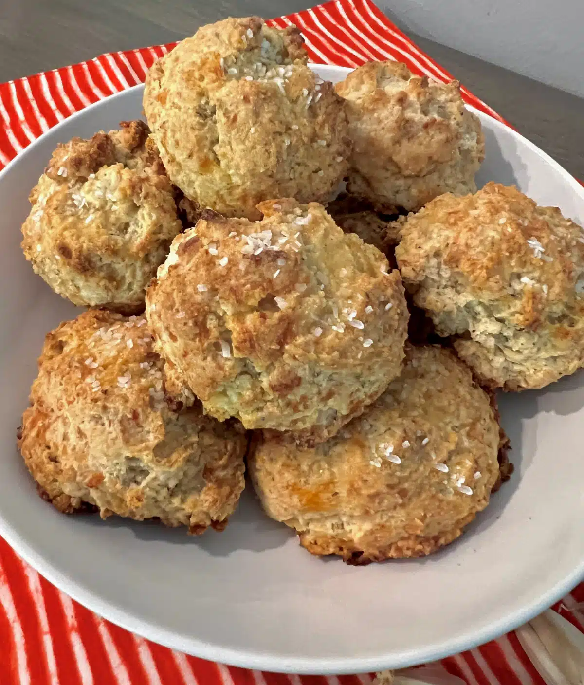 garlic rolls in a bowl